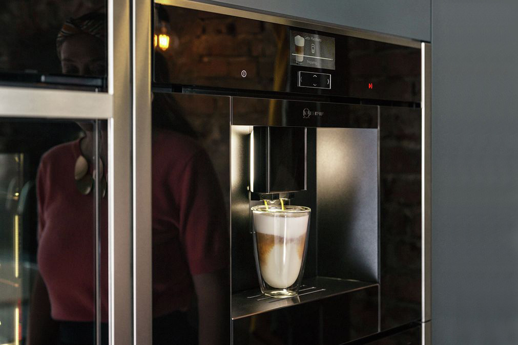 Einbaukaffeevollautomat von Neff