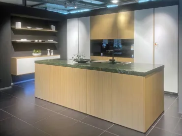 GRIMM Küchen Binzen - Musterküche 61 - Gesamtansicht