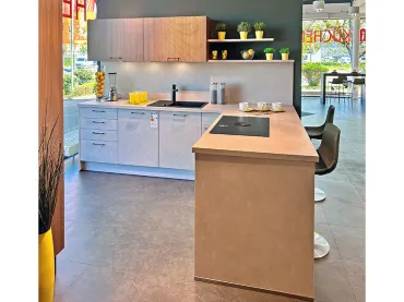 Grimm Küchen Freiburg - Musterküche 02 - Gesamtansicht