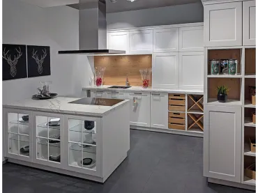 GRIMM Küchen Karlsruhe - Musterküche 07 - Frontansicht