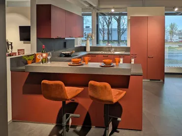 Grimm Küchen Rastatt - Musterküche 10 - Frontansicht