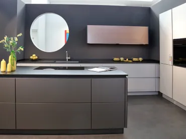 GRIMM Küchen Rastatt - Musterküche 33 - Frontansicht