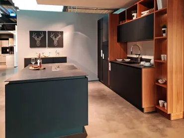 Grimm Küchen Waldshut-Tiengen - Musterküche 29 - Seitenansicht