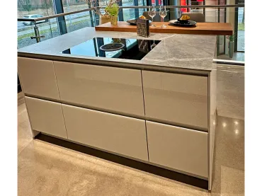 GRIMM Küchen Waldshut-Tiengen - Musterküche 42 - Frontansicht