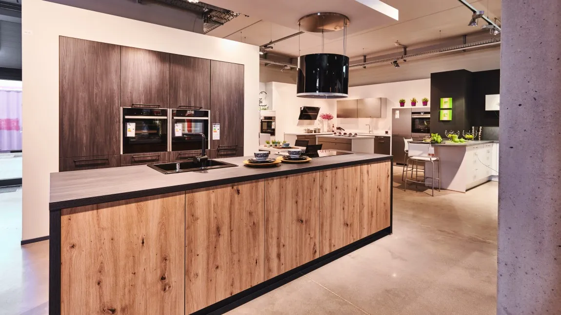 Grimm Küchen - Küchenstudio Waldshut-Tiengen - Küche Holzoptik3 Grimm Küchen - Küchenstudio Waldshut-Tiengen - Küche Holzoptik3