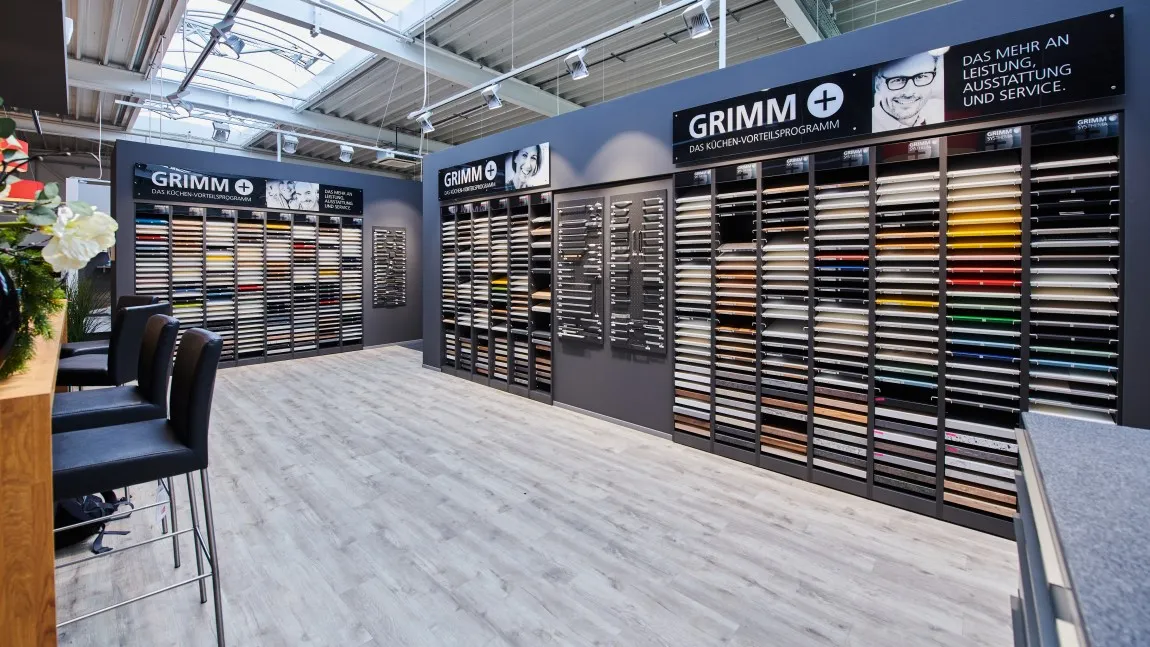 GRIMM Küchen - Karlsruhe - Unsere Küchenausstellung - Frontenauswahl